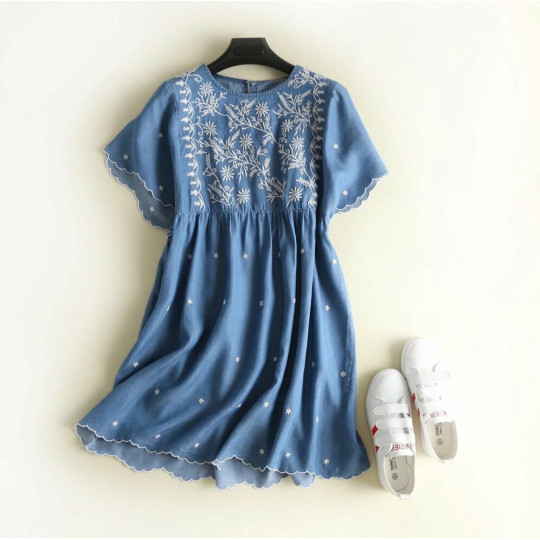 Tencel embroidered dress
